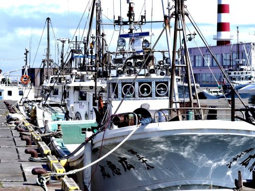 fishing boat fishing port hokkaido