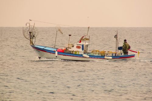 fishing boat traditional fishing