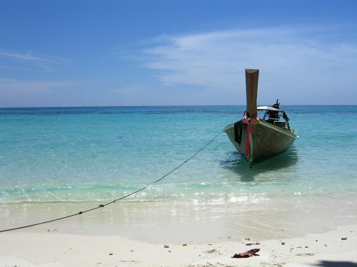 fishing boat boot ocean