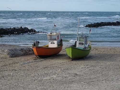fishing boats  beach  sea
