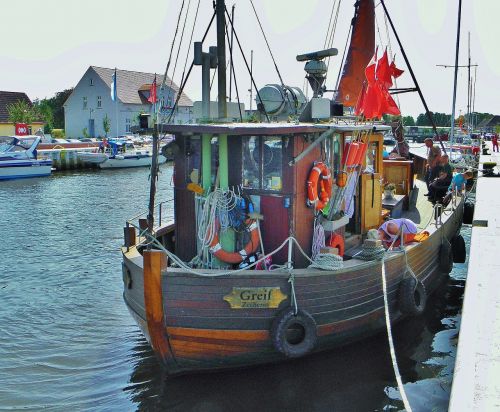 fishing vessel boot fishing boat