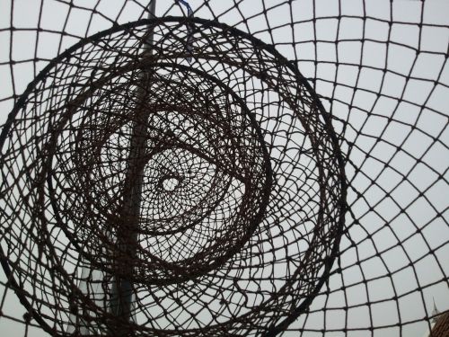 fishnet trap mesh