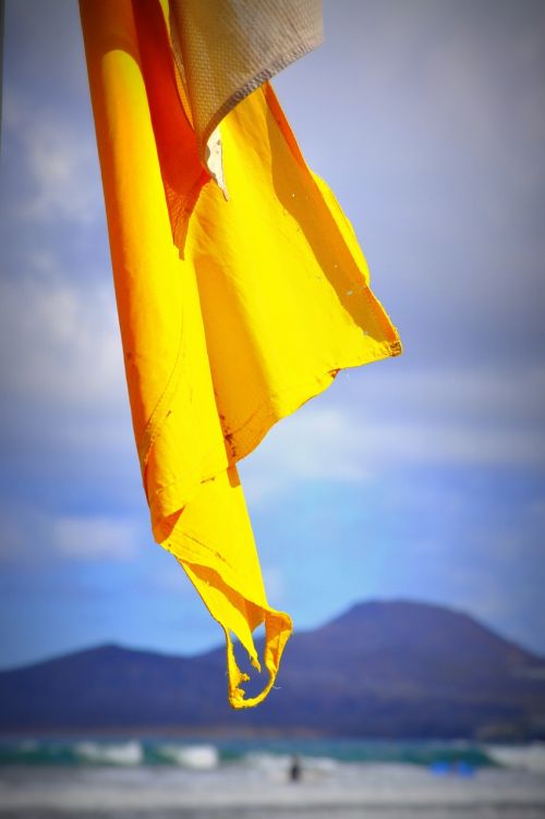 flag yellow surfwakacje