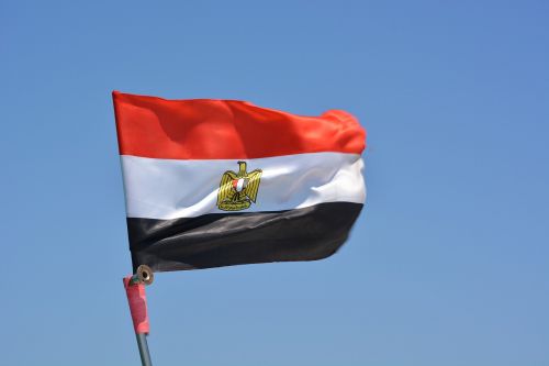 flag egypt wind