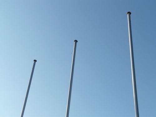 flagpole masts empty