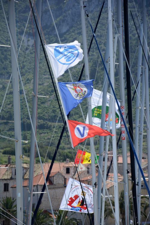flags boat sailing