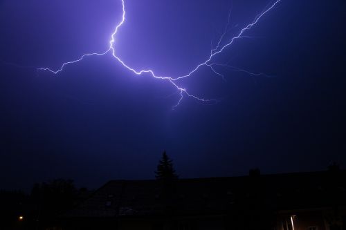 flash thunderstorm summer thunderstorm