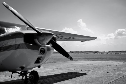 flight aeroplane black and white