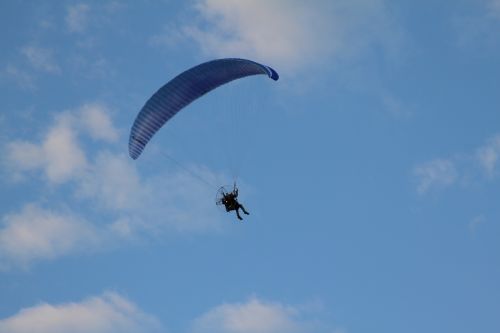flight flying parachute