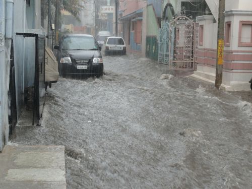 flood water street
