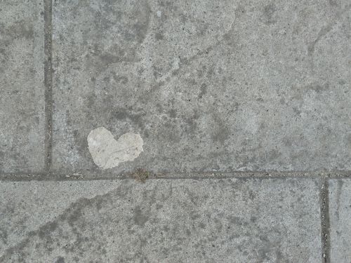 floor stone heart