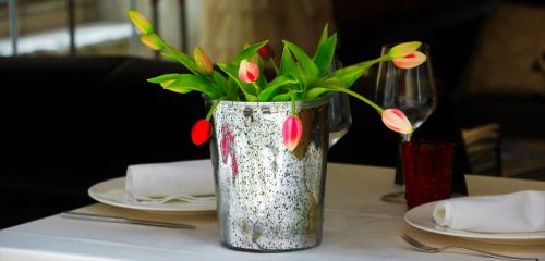 flower arrangement tulips