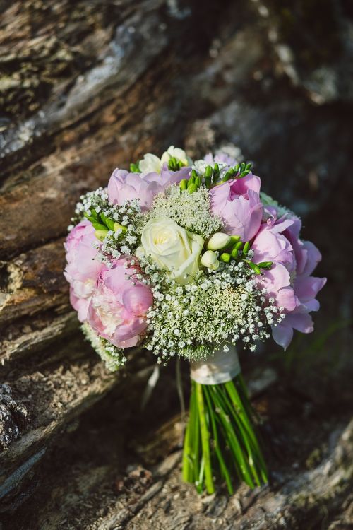 flower wood wedding