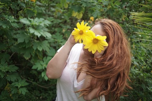 flower  girl  ginger