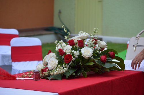 flower arrangement  wedding  red roses