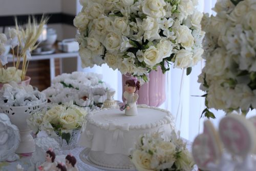 flowers cake prayer
