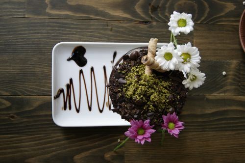 flowers chocolate dessert