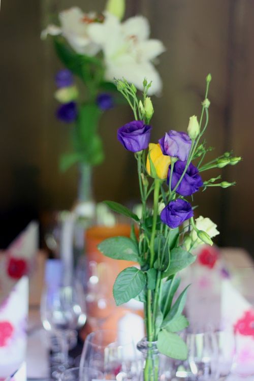 flowers vase table