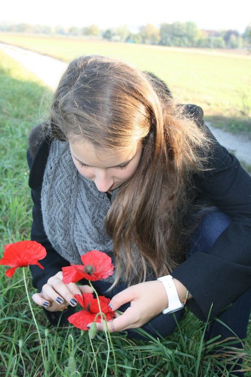 flowers fall girl