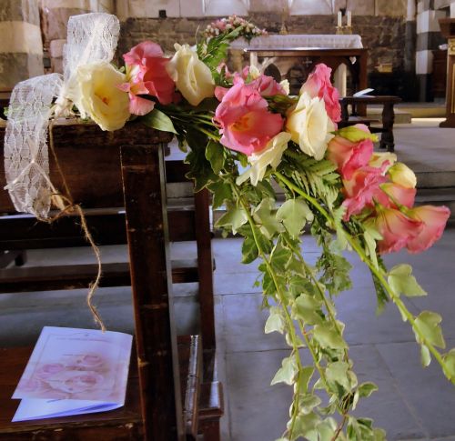 flowers banco church