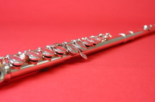 flute red silver