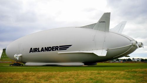 fly airship air