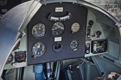flyer  cockpit  transport system