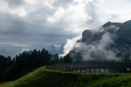 fog mountains fence