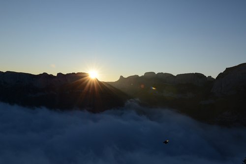 fog  sun  mountains