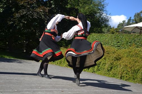 folk dance norwegian open air museum