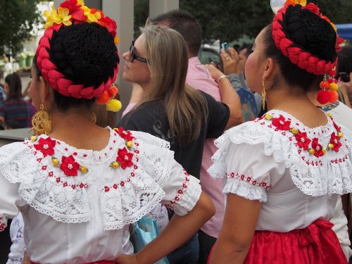 folk dancing mexico folk