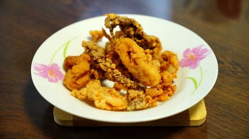 food deep-fried chicken legs