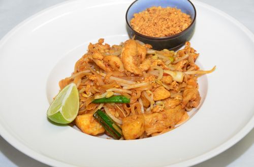 food thai food noodles