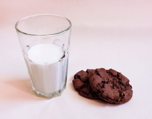 food cookies milk