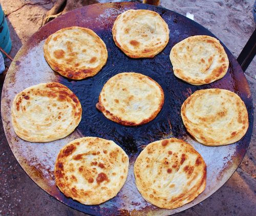 food pakistan paratha