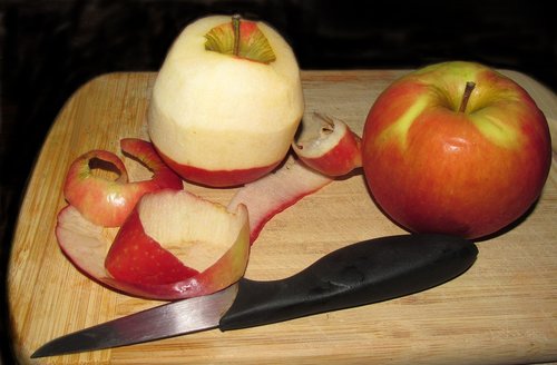 food  fruit  apple