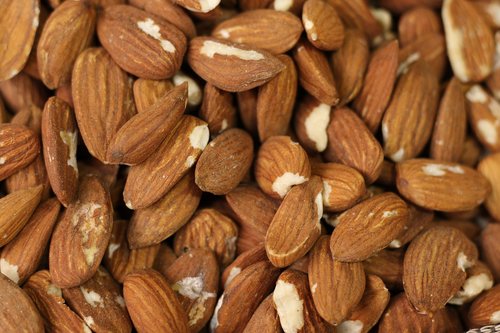 food  almonds  healthy