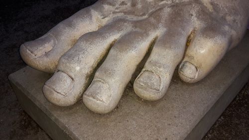 foot ten toe nails