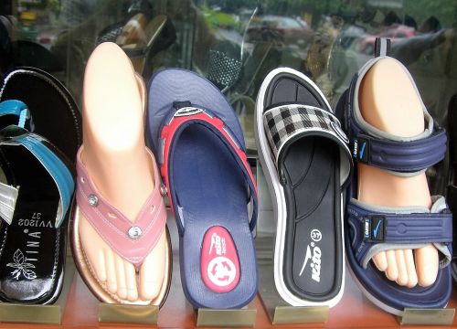 foot sandal slipper