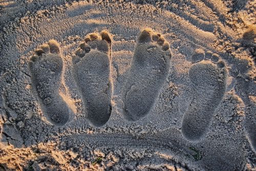 footprints beach light