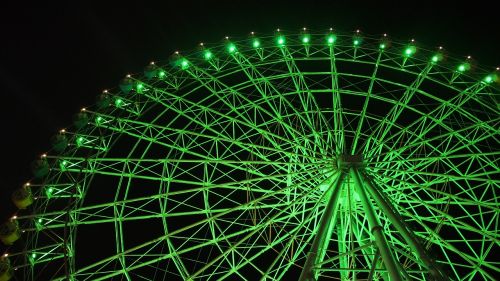 for joy ferris wheel green