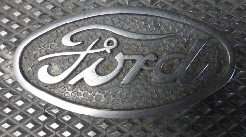 ford logo plaque
