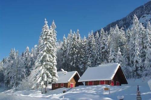 cabin alps winter