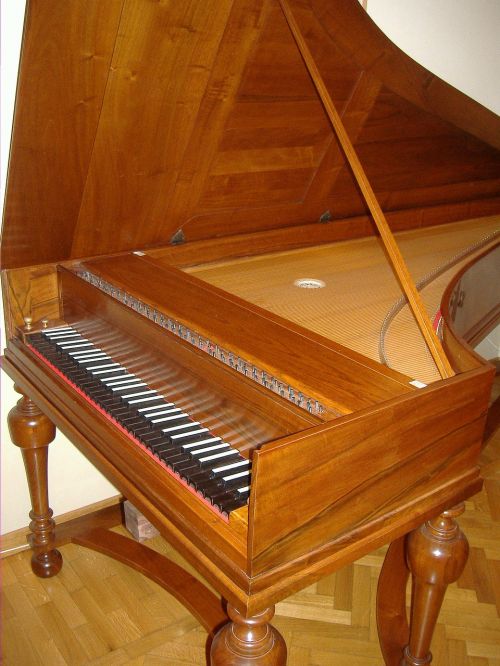 fortepiano piano grand piano