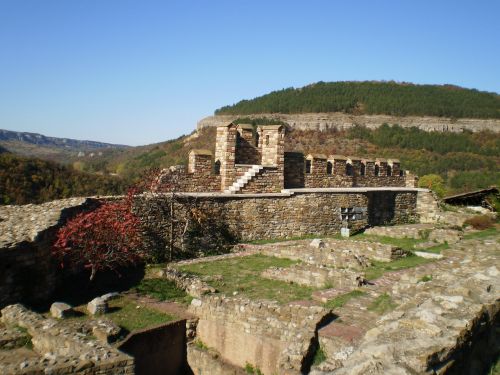 fortress ruins monument