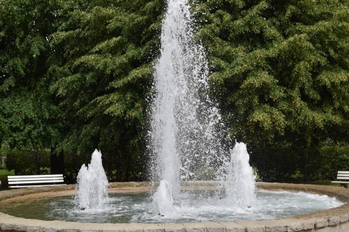 fountain park water