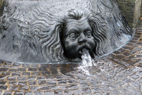 fountain föhr water