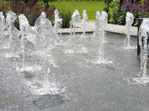 fountain water bubble