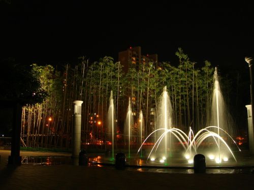 fountain night view park