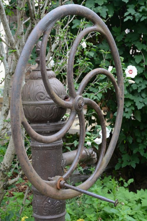 fountain water wheel